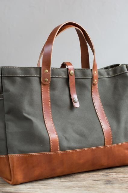 https://citcraft.com/wp-content/uploads/2026/04/Canvas-Leather-Tote-Green-and-brown-travel-bag.jpg